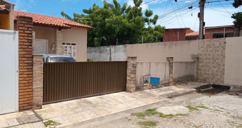 Casa em condomínio fechado com 2 quartos à venda na Rua Capitão Justino Ferreira Ramos, 485, Guajerú, Fortaleza
