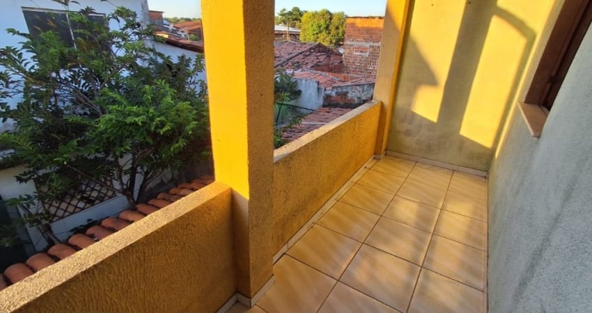 Casa com 5 quartos à venda no Messejana