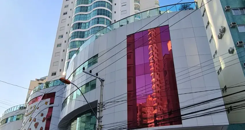 Apartamento com 3 quartos à venda na Avenida Brasil, 3551, Centro, Balneário Camboriú