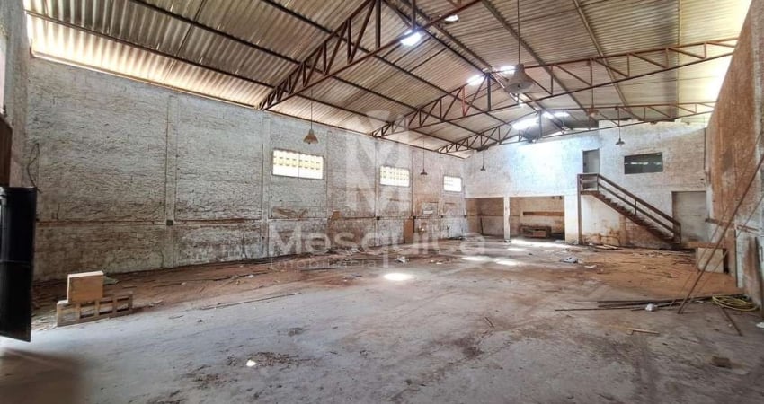 Barracão / Galpão / Depósito para alugar na Avenida Santa Paula, Renascer, Cabedelo