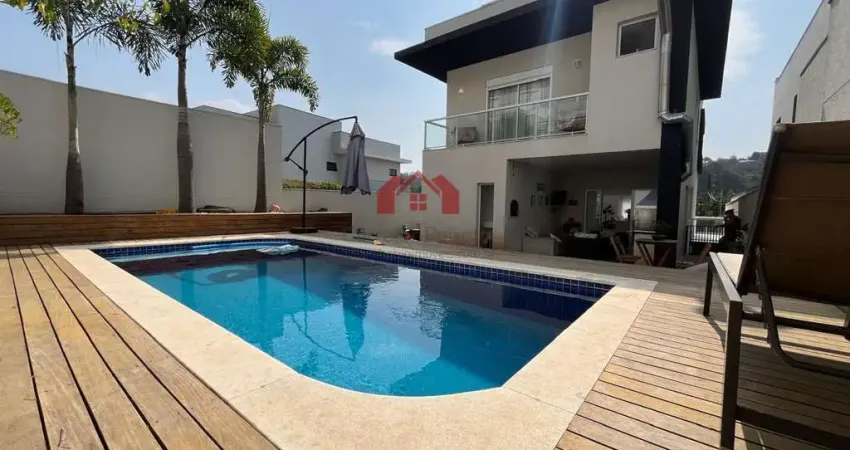 CASA 4 DORMITORIOS ALPHAVILLE