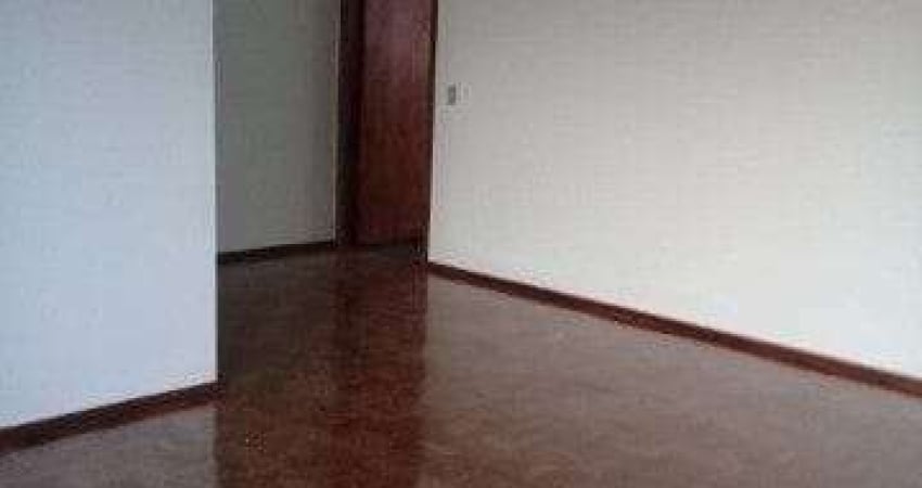 Casa com 3 dormitórios para alugar, 120 m² por R$ 1.800,00/mês - São Lázaro - São João da Boa Vista