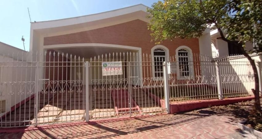Casa com 3 dormitórios para alugar, 220 m²- São Benedito - São João da Boa Vista/SP