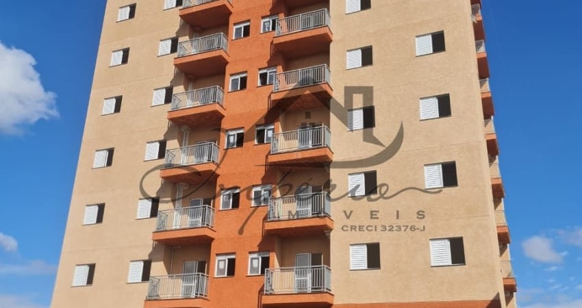APARTAMENTO DE DOIS DORMTÓRIOS, VARANDA E VAGA DE GARAGEM