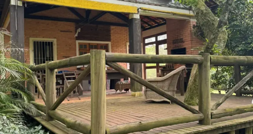 Chácara / sítio com 2 quartos à venda na Rodovia Tapir Rocha - km 28, 80000, Águas Claras, Viamão