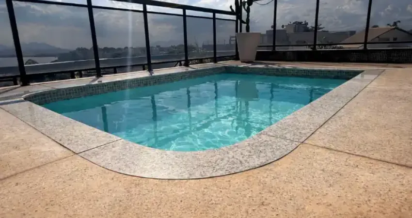 Cobertura Exclusiva Duplex com Piscina e Entrada Independente – 275 m²