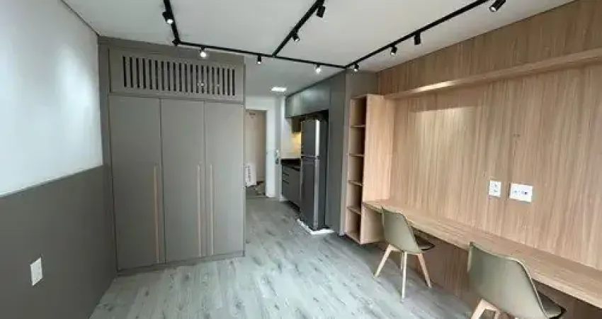 Studio na Vila Olímpia 25m² Moderno, Mobiliado e Novo!