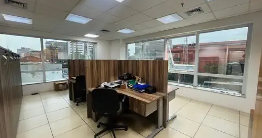 Sala comercial completa na av. jabaquara – a 500m do metrô são judas!