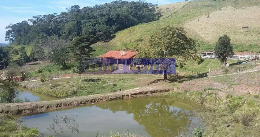 Sítio para Venda em Igaratá, Vila Seabra, 3 dormitórios, 2 banheiros, 8 vagas