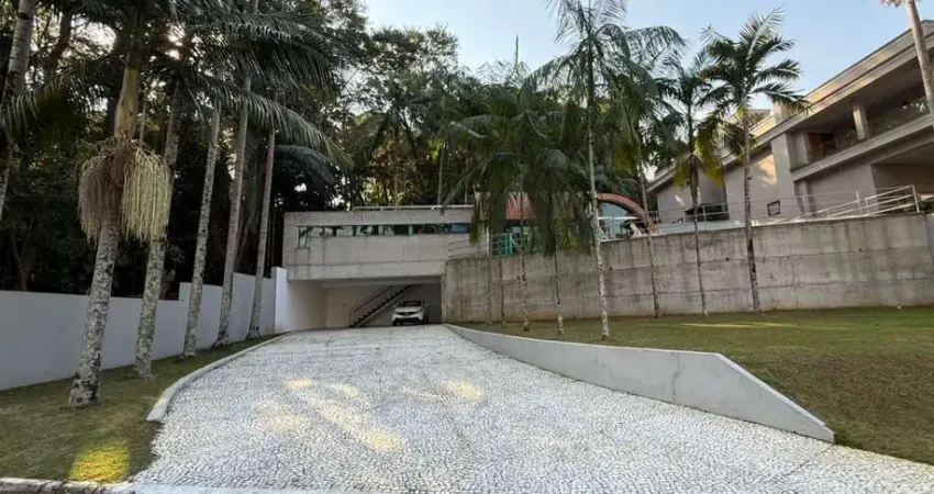 Casa em Condomínio para Locação em Arujá, Arujázinho I, II e III, 3 dormitórios, 3 suítes, 2 banheiros, 4 vagas