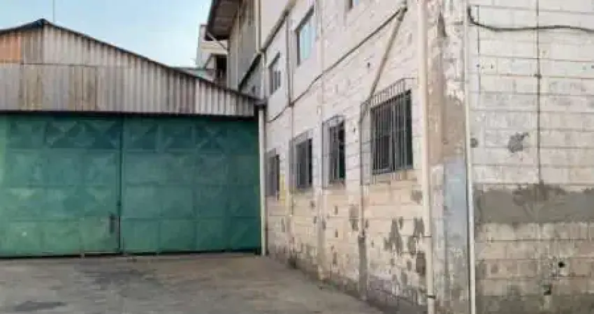 Barracão / Galpão / Depósito à venda na Rua Mário Petricelli, 199, Alves Dias, São Bernardo do Campo