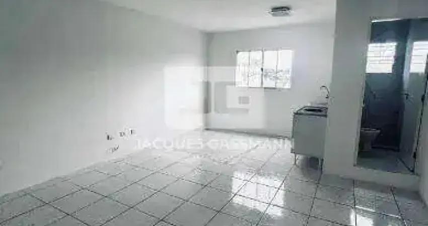 Kitnet com 1 Quarto e 1 banheiro para Alugar, 32 m² - Bom Pastor - Santo André