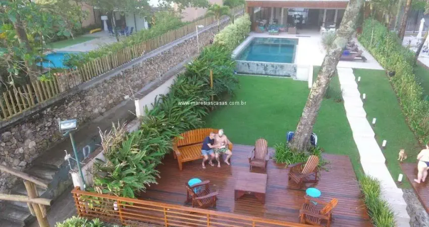 Mansão pé na Areia á venda - Praia de Maresias - 7 suites e Piscina frente ao Mar