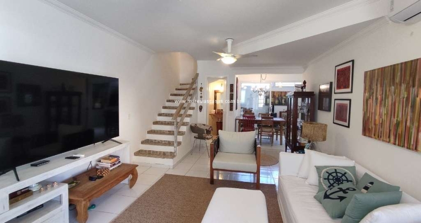 Linda casa á venda em Maresias - Porteira Fechada - 350 mts da Praia - Ótimo Preço