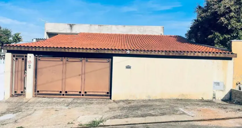 Casa com 3 dormitórios à venda, 255 m² por R$ 750.000 - Bela Vista - Paulínia/SP