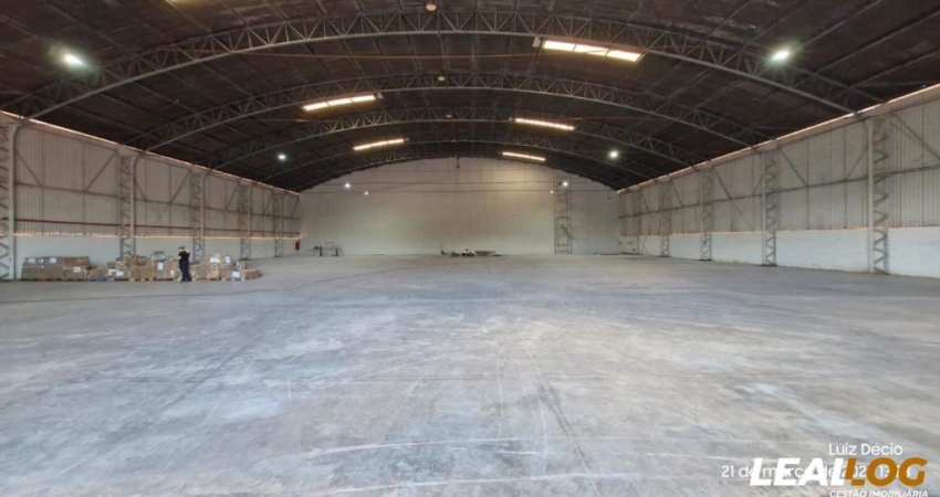 ALUGO  - Armazém com 1900m² área construida em Condomínio fechado no Distrito de Cuiabá MT