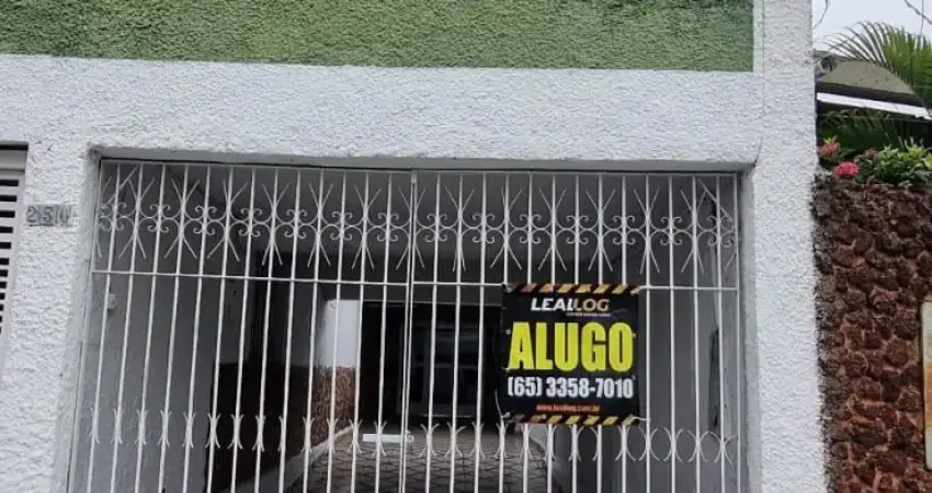 Aluguel - Casa Residencial no Bairro Goiabeiras  em Cuiabá/MT