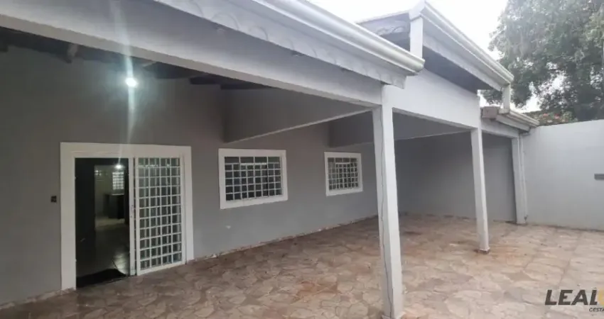 Vendo Ótima Casa no Bairro Jardim Industriário Cuiabá - MT