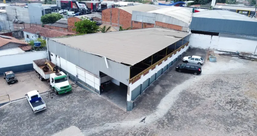 Alugo - armazém com pátio no bairro cristo rei - várzea grande - mt