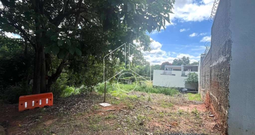 Terreno à venda na Rua Emiliano Carrero, 0, 99, Jardim Estoril, Marília