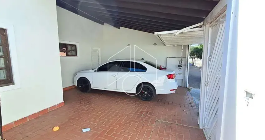 Casa com 2 quartos à venda na Rua Luiz Pulido, 73, Jardim Lavínia, Marília