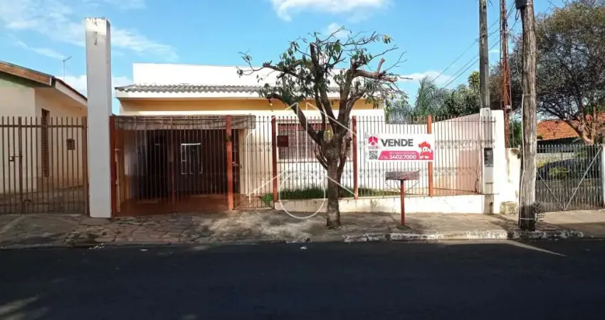Casa com 3 quartos à venda na Rua Farah Salomão Farah, 8159, Parque São Jorge, Marília