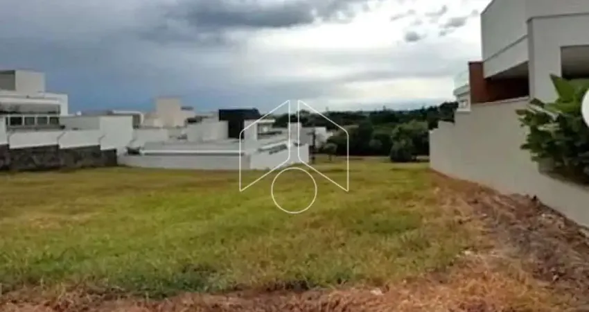Terreno Dentro de Condomínio em Marília