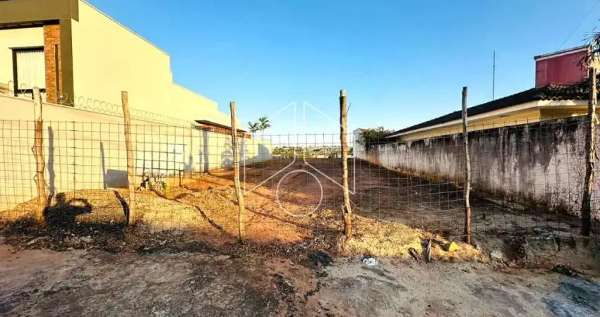 Terreno à venda na Rua César Mesquita Serva, 50, Jardim Maria Martha, Marília
