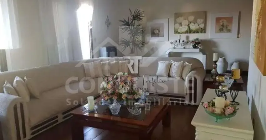 Apartamento com 4 quartos à venda no Centro, Bauru 