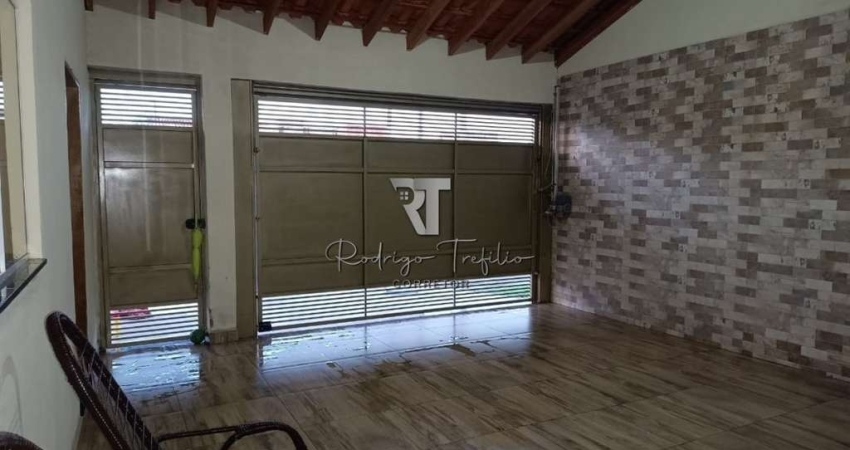 Casa com 3 quartos à venda no Parque Santa Edwiges, Bauru 