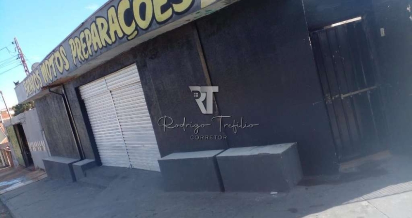 2 casas e 2 salões comerciais à venda no Jardim Bela Vista - Bauru/SP