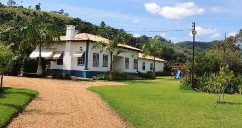 Fazenda à venda no Centro, Monte Sião 