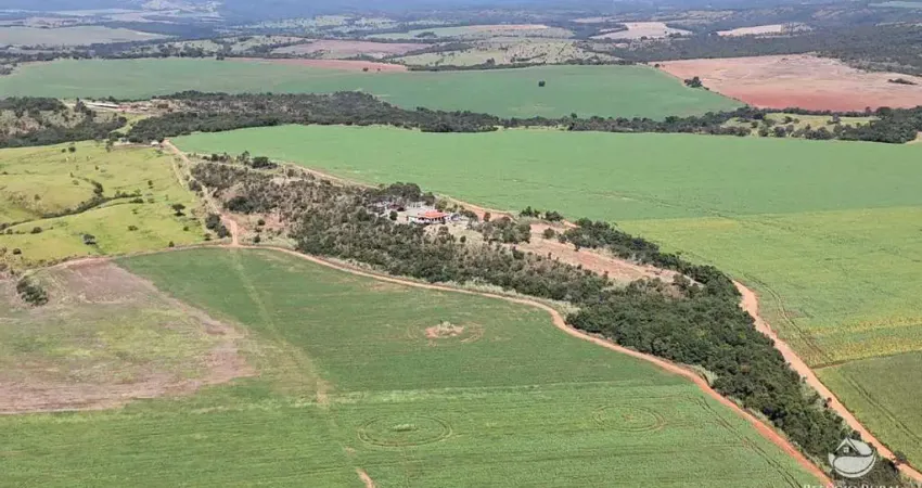 Fazenda à venda no Centro, Ipameri 