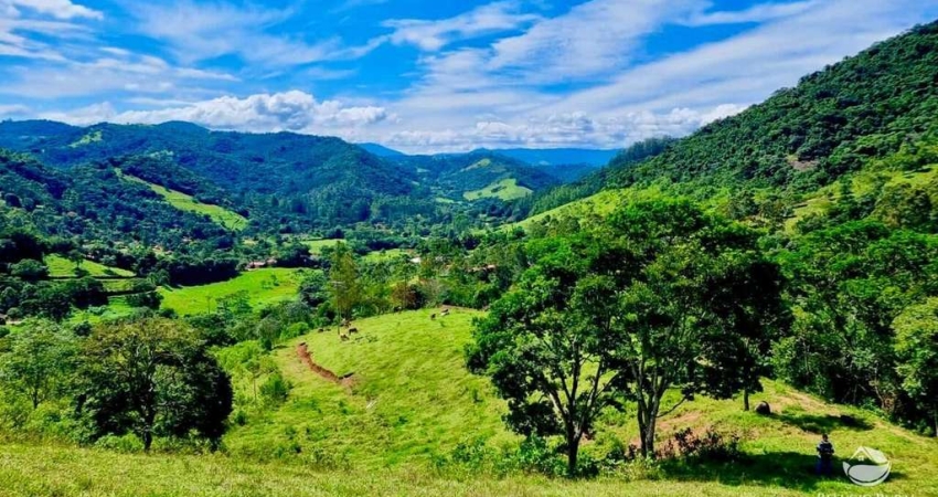 Terreno à venda no Centro, Sapucaí-Mirim 