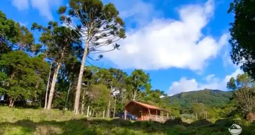 Fazenda à venda no Centro, Sapucaí-Mirim 