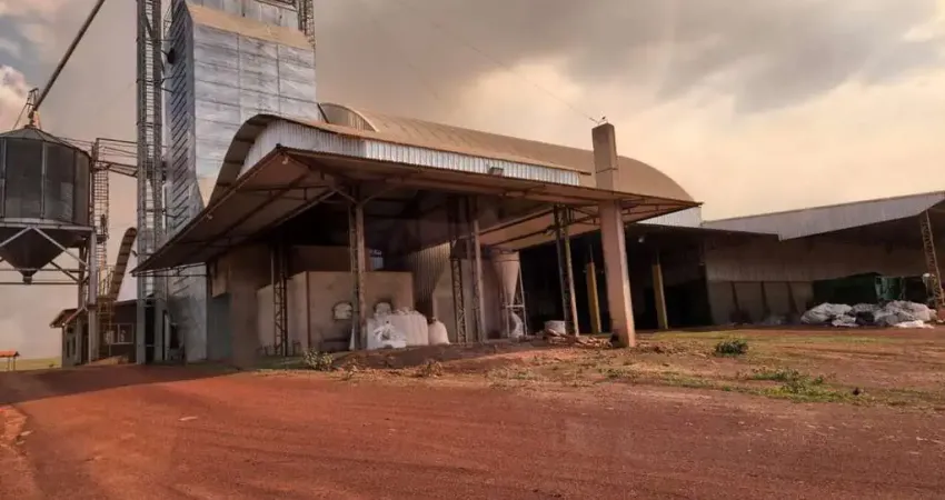 Fazenda à venda no Centro, Formoso
