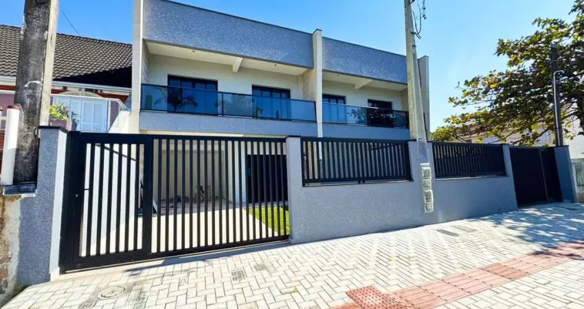 Sobrado com 3 dormitórios à venda, 190 m² por R$ 1.350.000,00 - Brejatuba - Guaratuba/PR