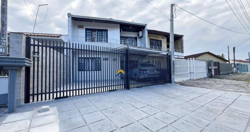 Sobrado com 3 dormitórios à venda, 124 m² por R$ 550.000,00 - Brejatuba - Guaratuba/PR