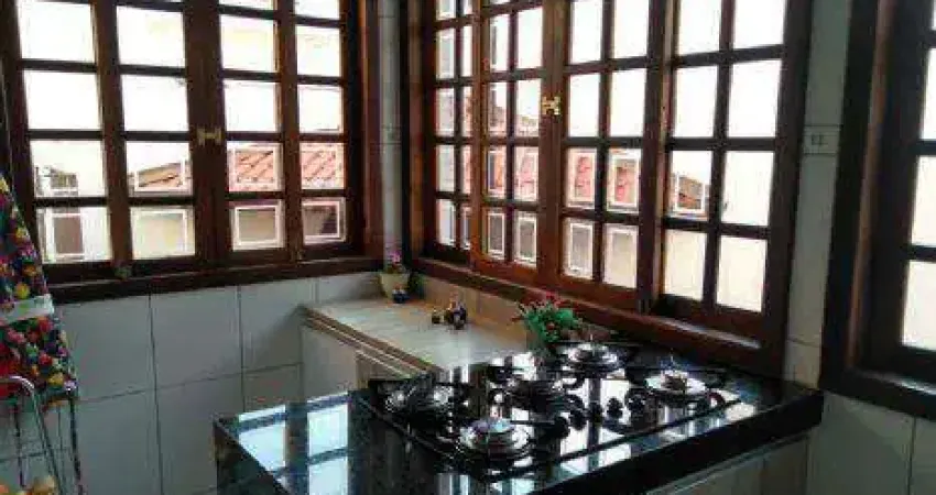 Casa com 4 quartos à venda no Santa Terezinha, São Bernardo do Campo 