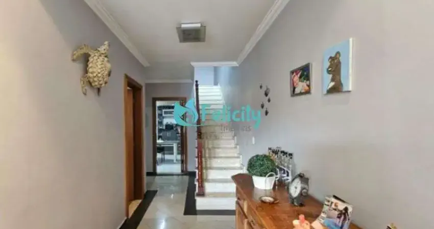 Sobrado com 3 dorms, 2 suítes, 3 vagas, 140m2 na Vila Fiat Lux