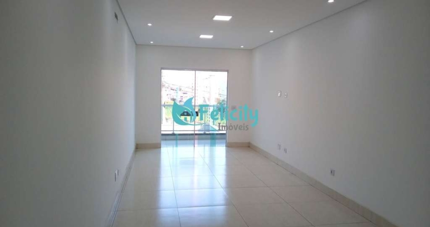 Sobrado NOVO com 3 suítes, 3 vagas, 210m2 na Vila Mangalot