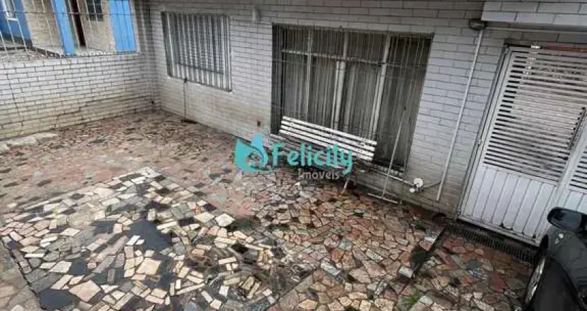 Casa térrea com 2 dorms, 1 suíte, 6 vagas, 150m2 no Jardim Marisa