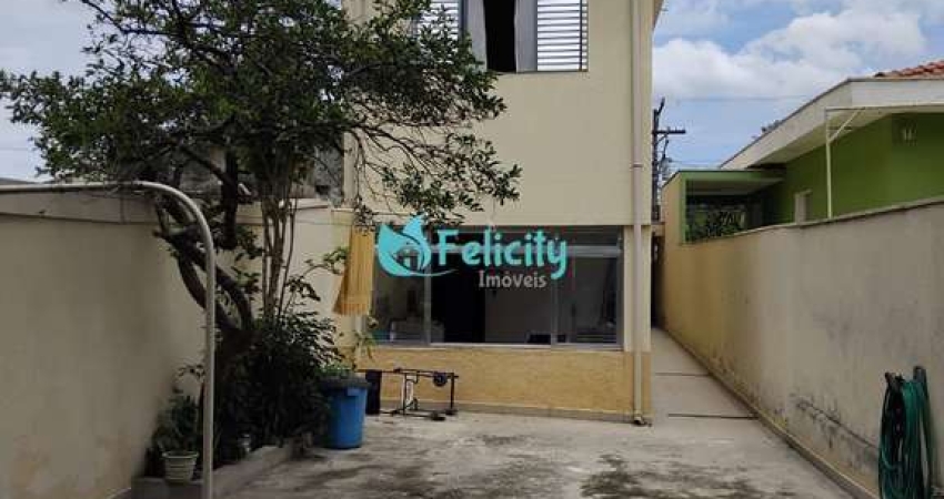 Sobrado com 3 dorms, 2 vagas, 180m2 na Vila Mangalot