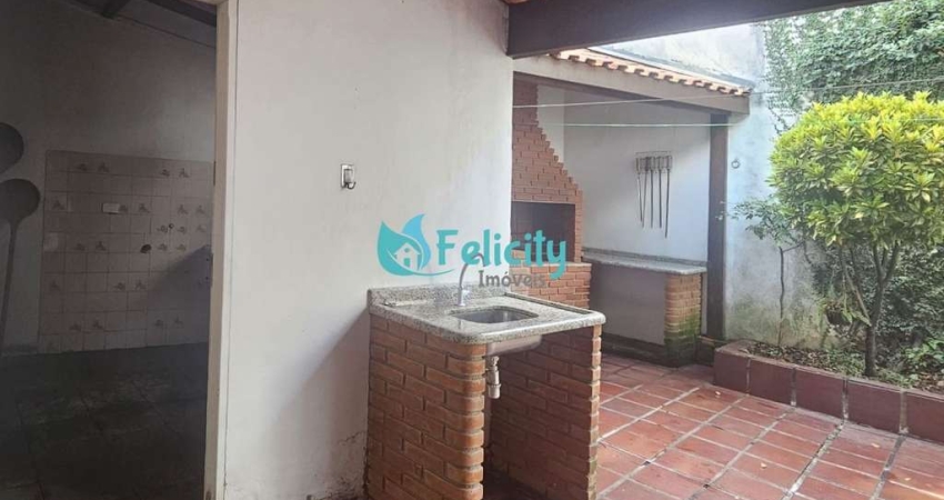 Sobrado com 3 dorms, 1 suíte, 2 vagas, 171m2 no Conj. Res. Vista Verde