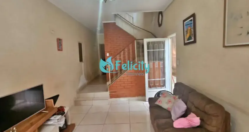 Sobrado com 3 dorms, 1 suíte, 3 vagas, 189m2 no Jardim Mangalot