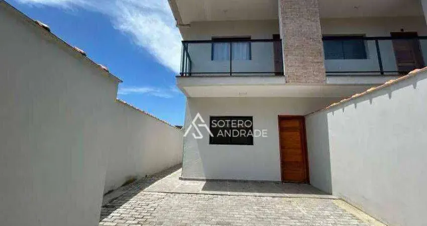 Casa com excelente localização na praia Martin de Sá