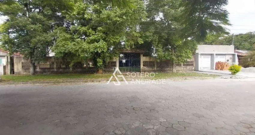 Terreno à venda na Rua Uirapuru, 1123, Jardim das Gaivotas, Caraguatatuba