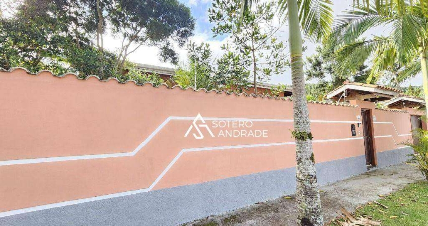 Casa com 3 quartos para alugar na Alameda dos Pinheiros, 565, Cidade Jardim, Caraguatatuba