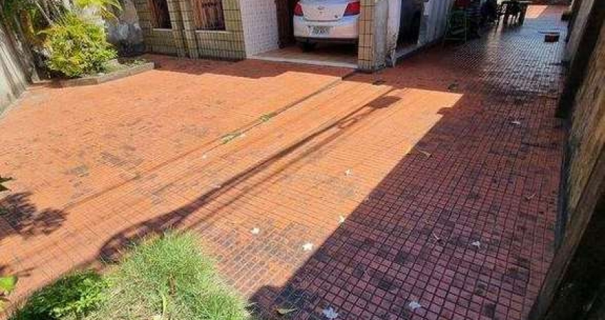 Casa com 3 quartos à venda na Avenida Adélia Franco, 3106, Luzia, Aracaju