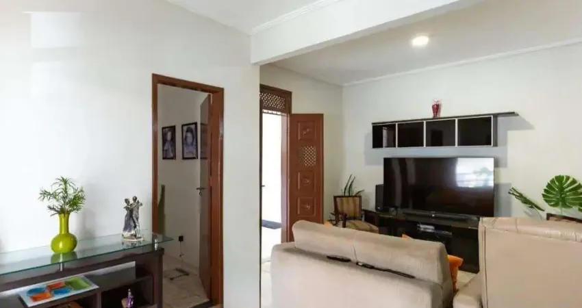 Casa à venda em rua pública, FAROLÂNDIA, Aracaju, SE